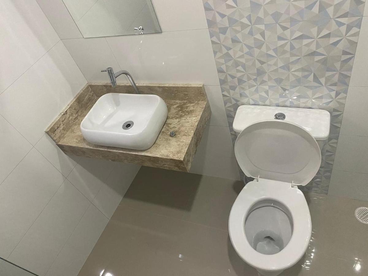 Hotel Quintino - Metro Se -Localizado No Coracao De Sao Paulo Proximo Ao Bras E 25 De Marco Com Estacionamento No Local Gratis المظهر الخارجي الصورة Bathroom in a hotel
